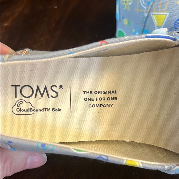 TOMS Aplertgata women's size 5 Gray Science Print Shoes Glow in the dark! - Picture 5 of 6